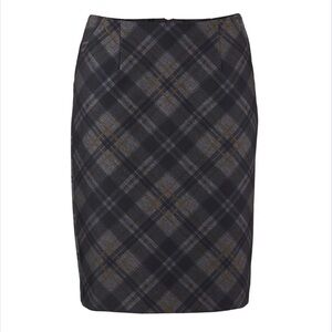 Cabi Step Out Skirt. Kennedy Plaid. Size 16.